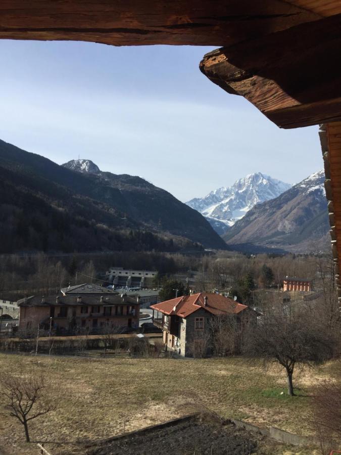 La Maison Du Pont Mont Blanc 2 La Salle Buitenkant foto